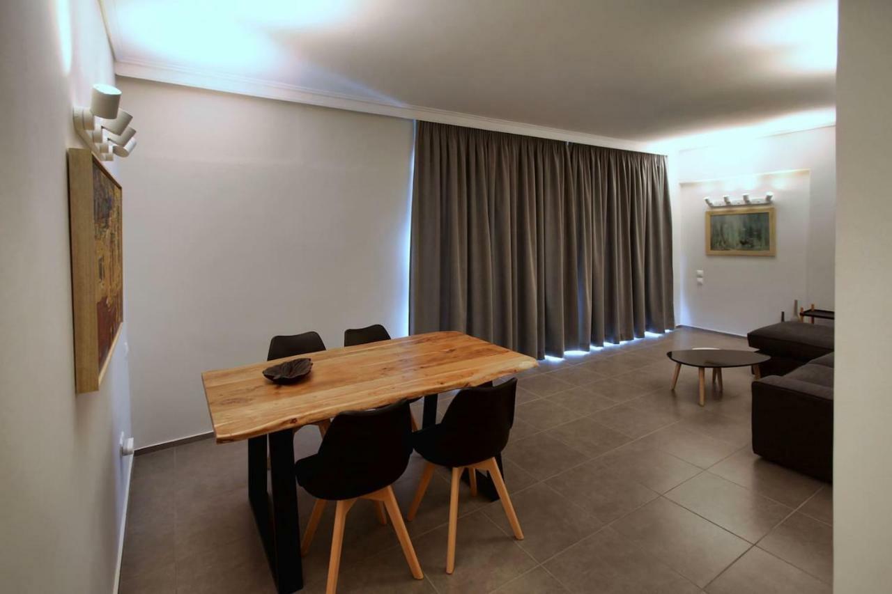 Seaside Renovated Top Floor Apartment Saronida Dış mekan fotoğraf